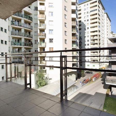 2 Bedrooms Bukowinska P&O Serviced Apartments Varsovia Exterior foto