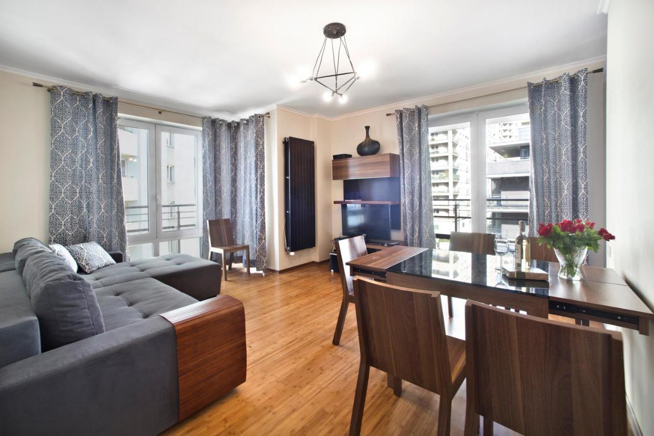 2 Bedrooms Bukowinska P&O Serviced Apartments Varsovia Exterior foto